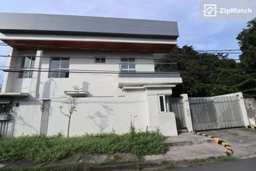 3 Bedroom Condominium Unit For Rent in One Rockwell02
