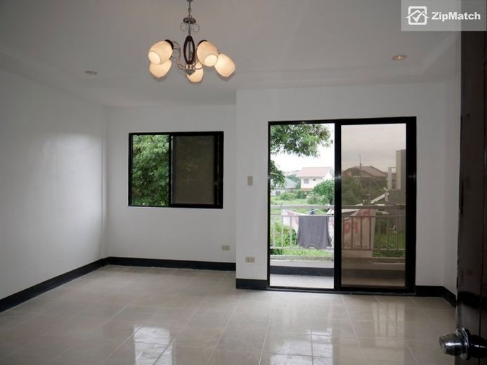 3 Bedroom Condominium Unit For Rent in Verawood Residences01