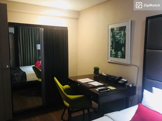 3 Bedroom Condominium Unit For Rent in One Serendra02