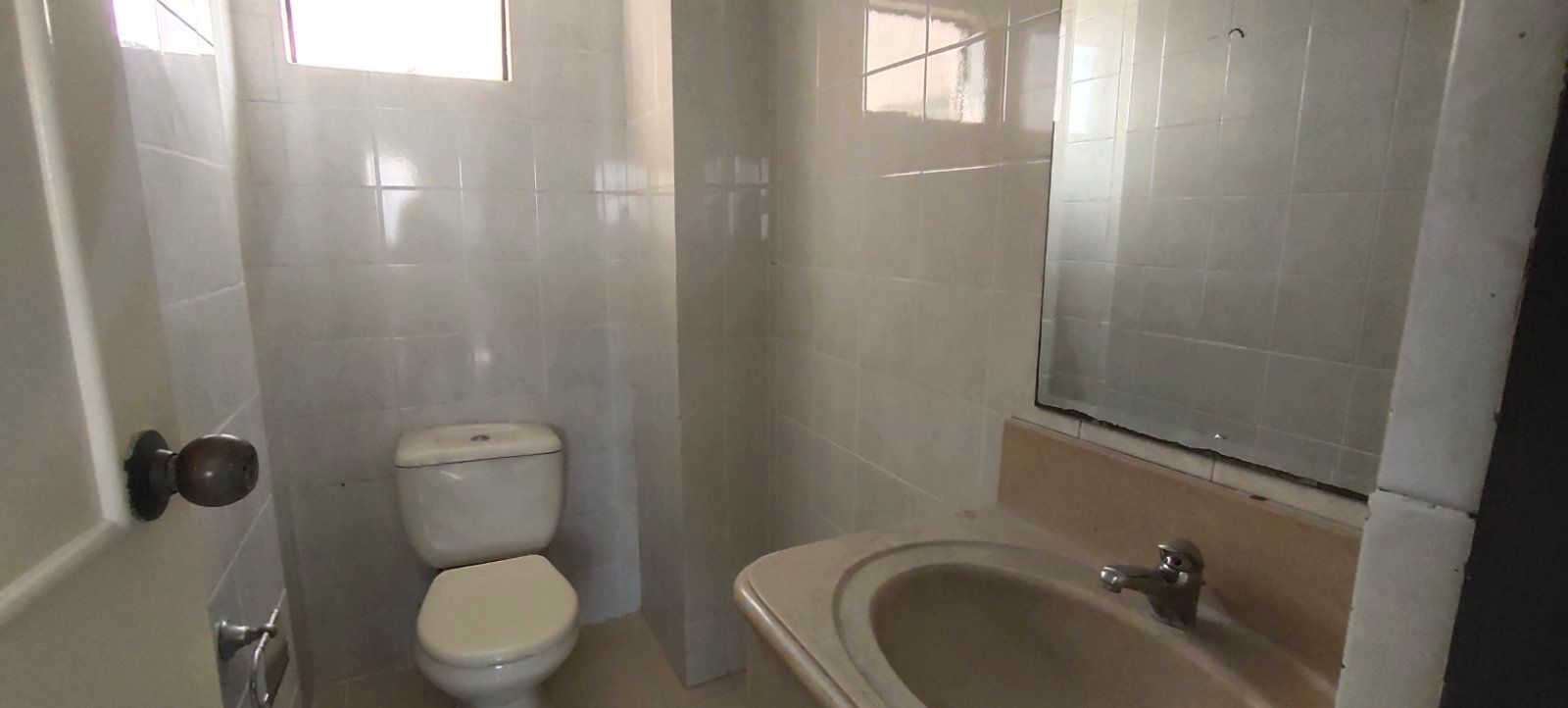 Affordable 3br Bare Condo for Rent in Eastwood City09