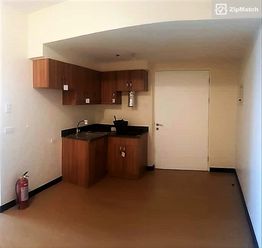1 Bedroom Condominium Unit For Rent in Torre de Manila02