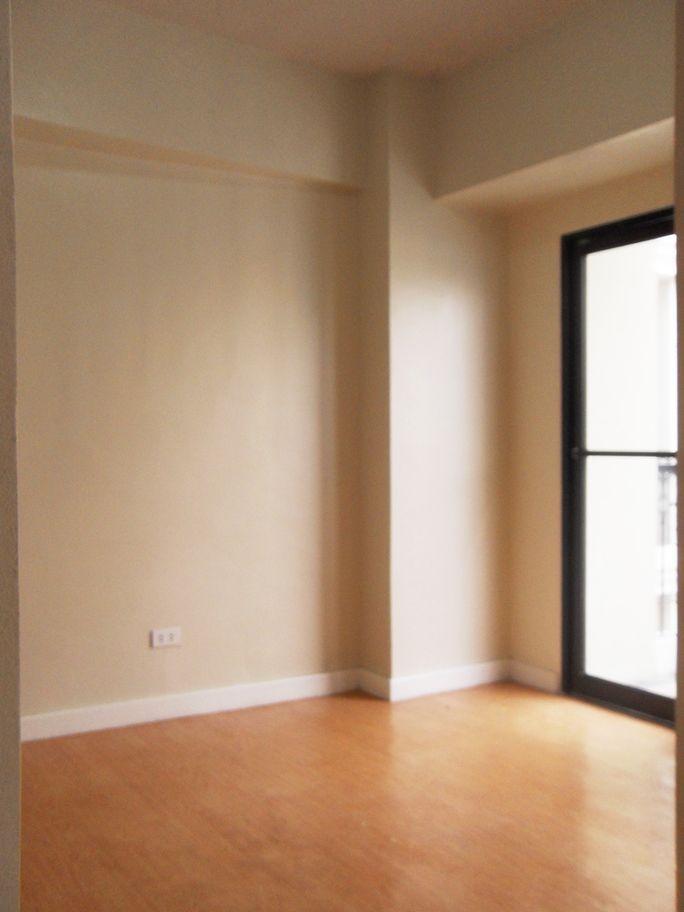 Eastwood City Libis QC Affordable Bare Studio Unit for Rent04