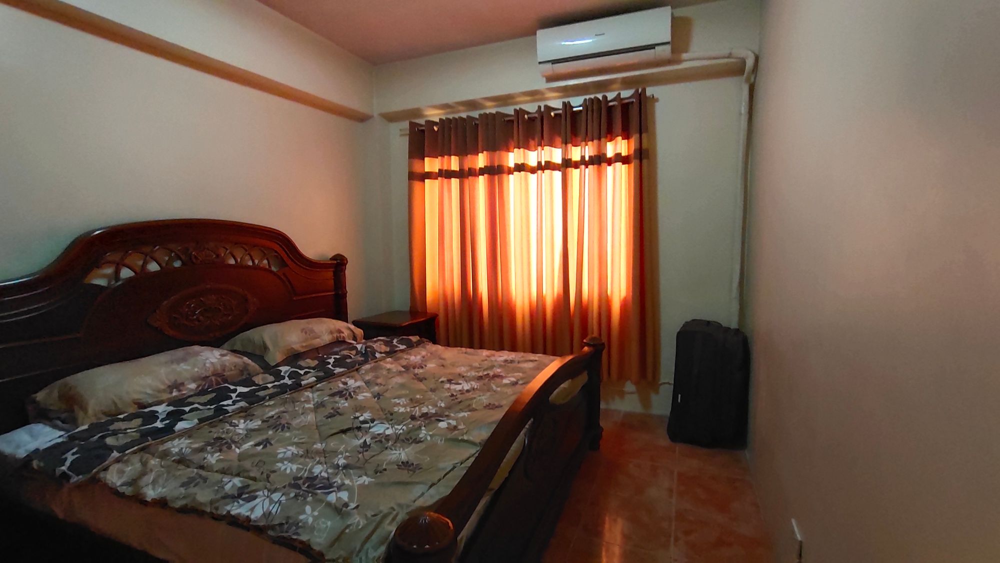 1BR Condo Unit for Rent in Eastwood City Libis QC05