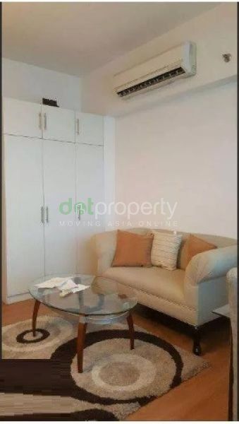 "Condo For Rent in St. Francis Shangri-La Place, Mandaluyong."04