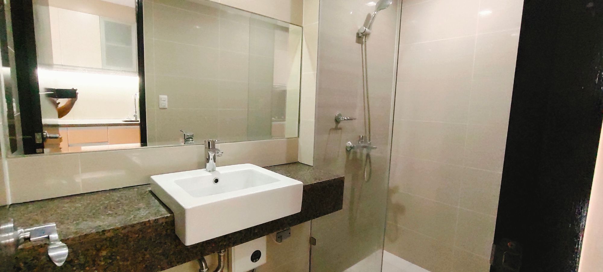 Affordable Semi Furnished for Rent in Eastwood City03