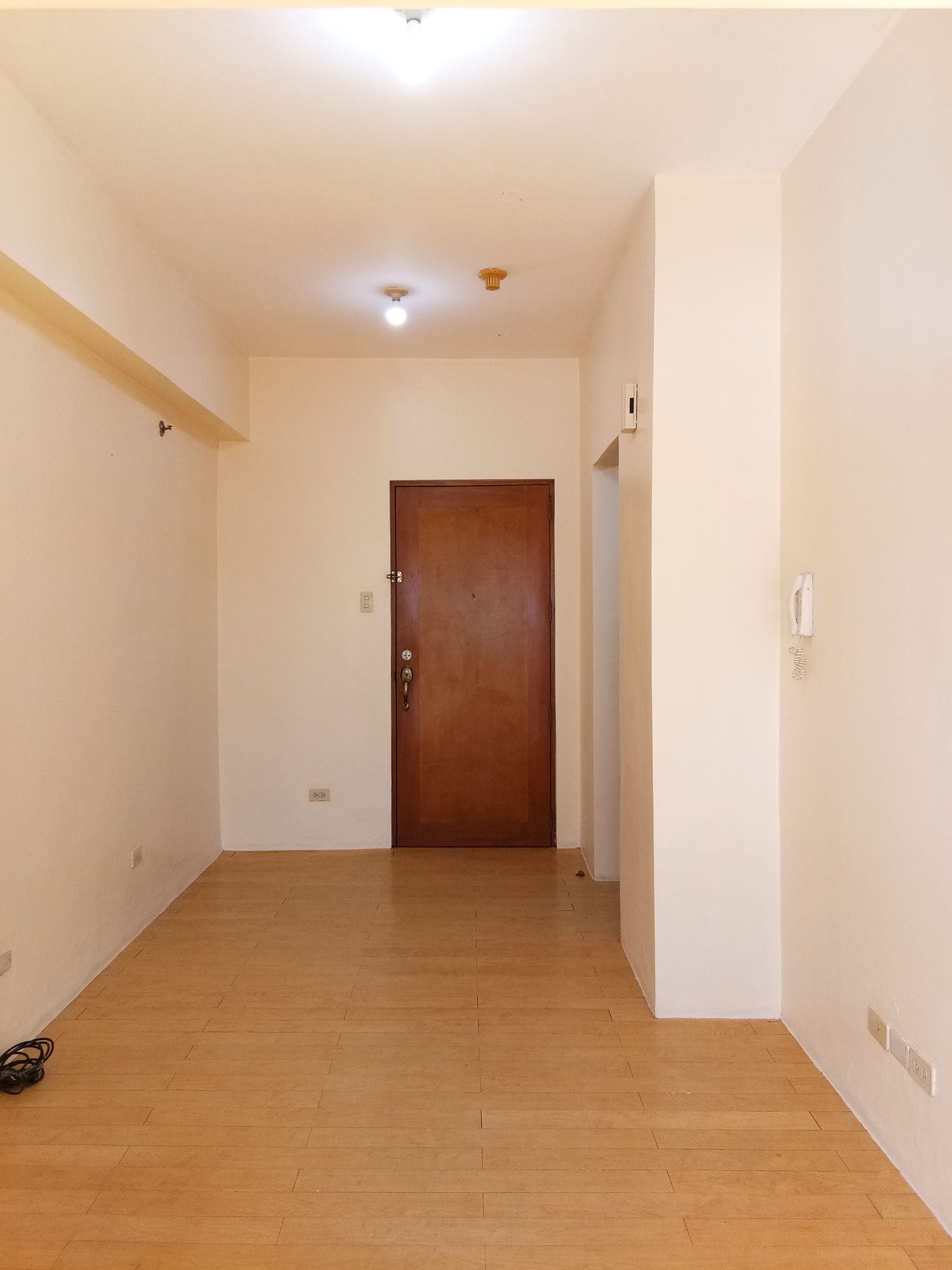 Affordable Unfurnished Studio Unit for Rent in Eastwood City04