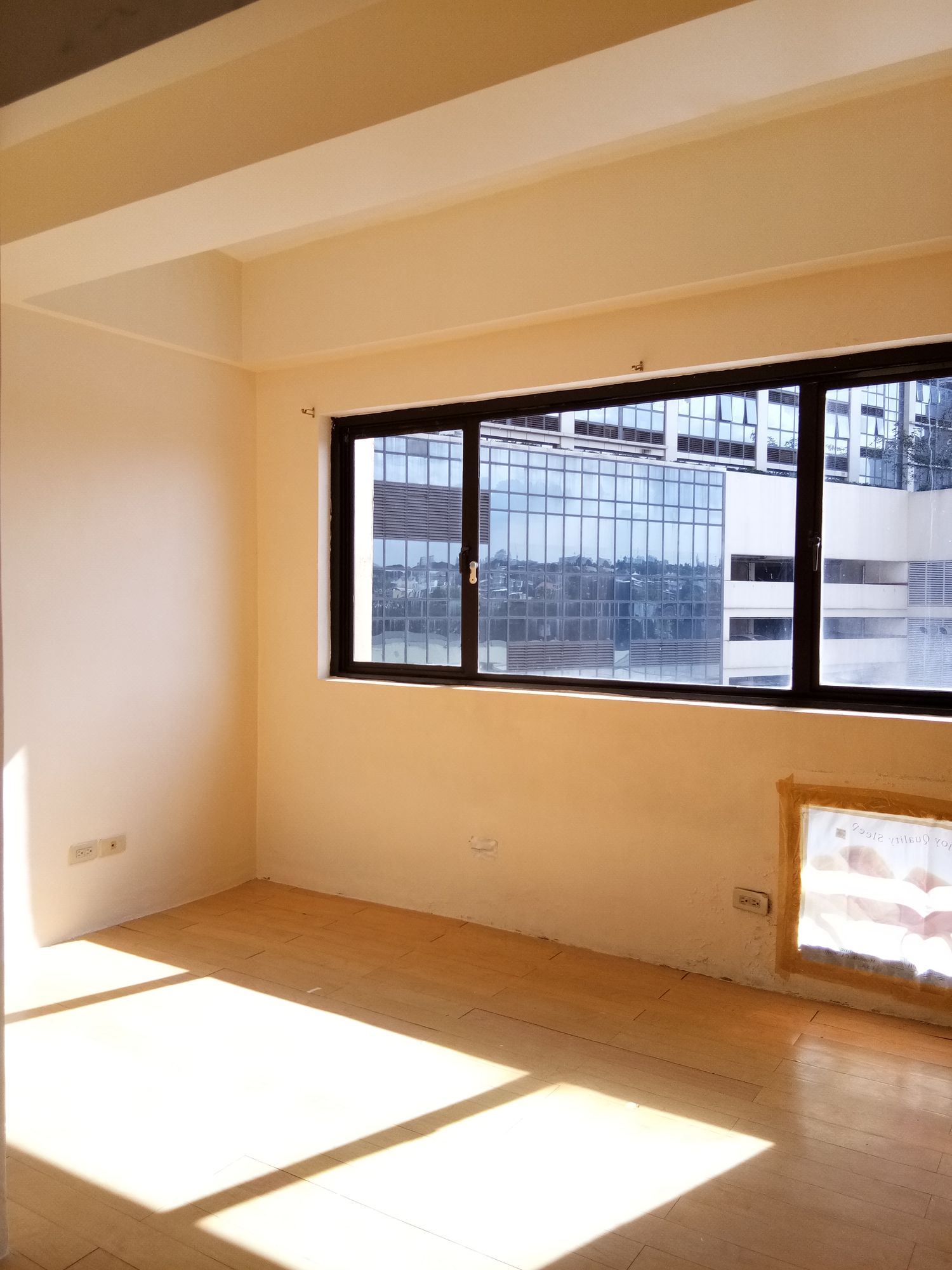 Affordable Unfurnished Studio Unit for Rent in Eastwood City05
