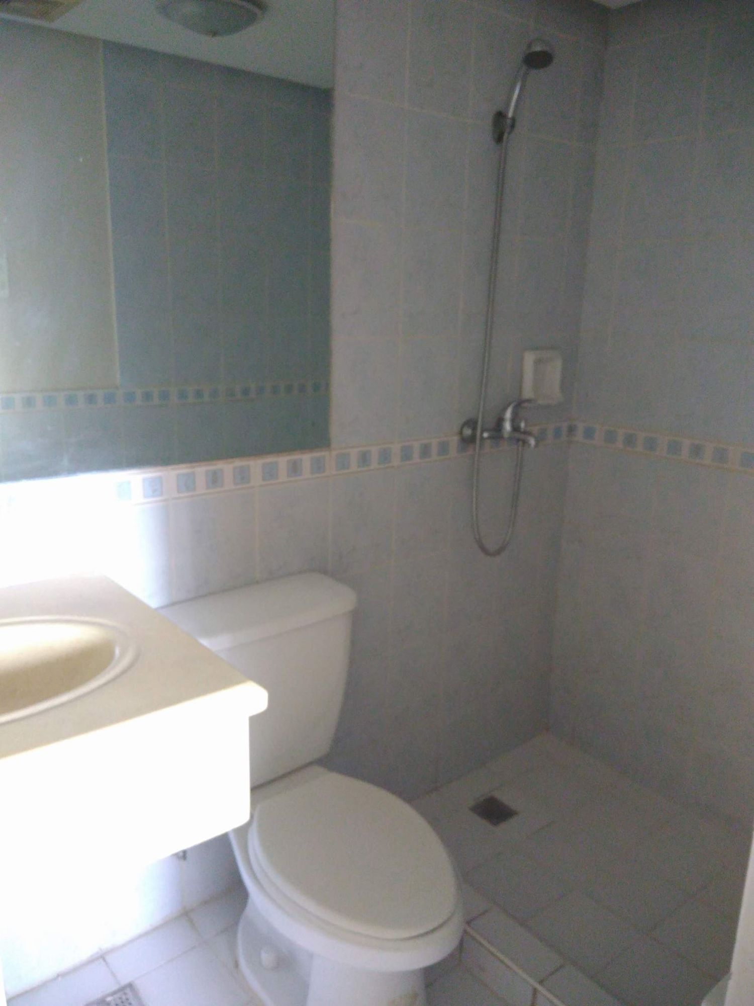 Eastwood City Libis QC Affordable Studio Unit for Rent03