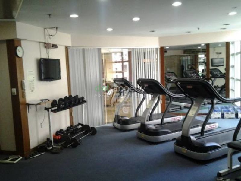 The Salcedo Park Twin Towers 4-Bedroom Condo for Rent.03