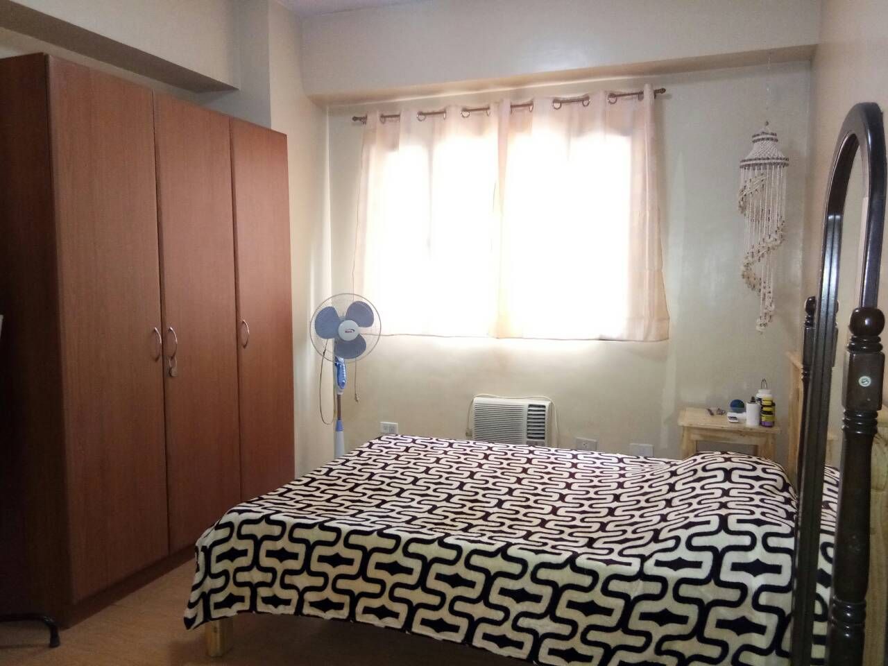 Eastwood City 2BR Furnished Condo Unit for Rent06
