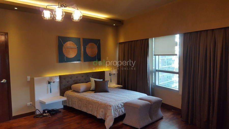 The Residences at Greenbelt 3-Bedroom Condo for Rent.04