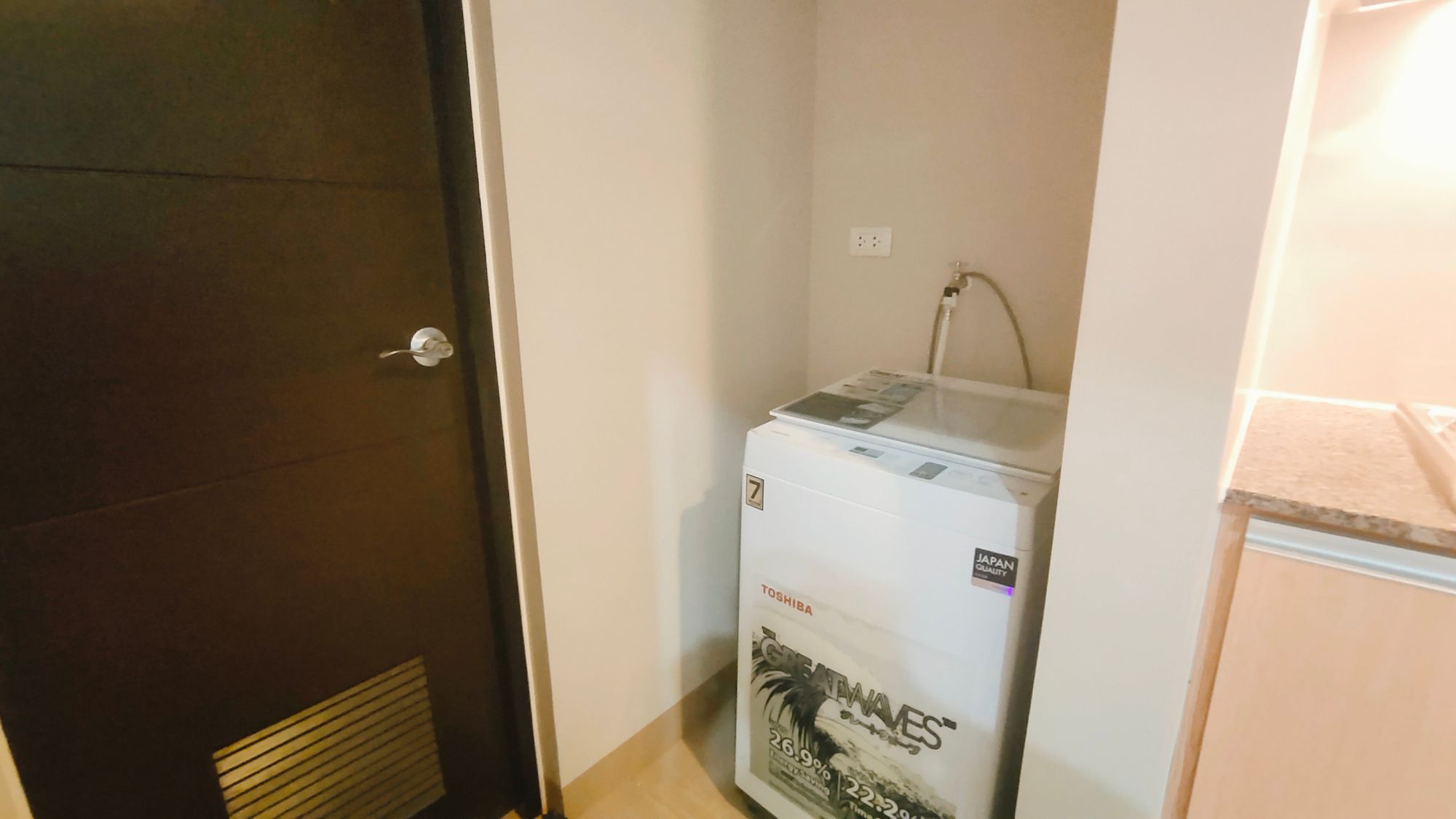 Eastwood City QC Furnished Studio Unit for Rent03