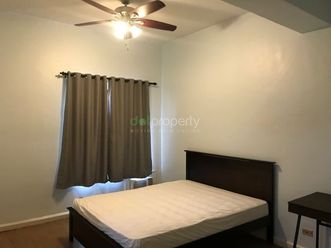 Manhattan Square 2-Bedroom Condo for Rent.02