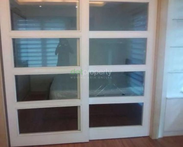 "Condominium for RENT in Two Serendra, BGC Taguig City."04