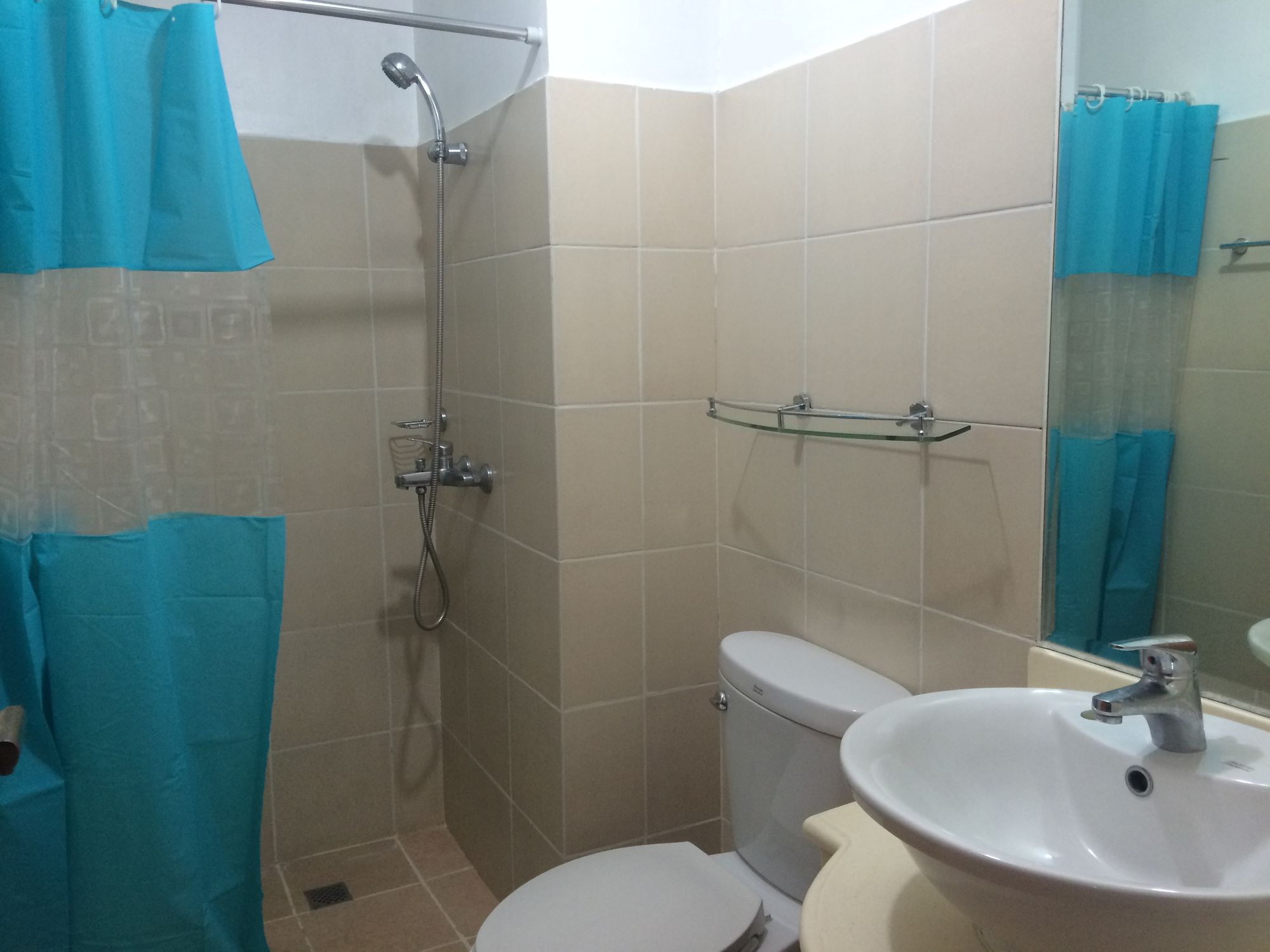 Eastwood City Executive Studio Unit for Rent07