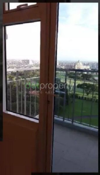 Trion Tower 1-Bedroom Condo for Rent.04