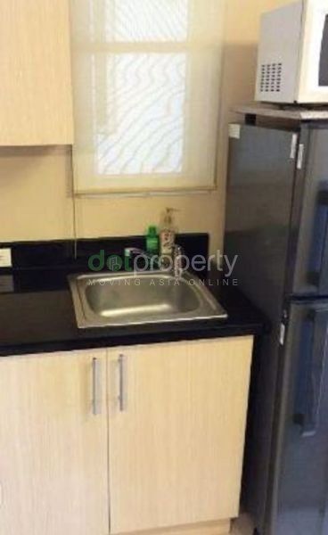 "Condo For Rent in The Columns Legazpi Village, Makati City."03