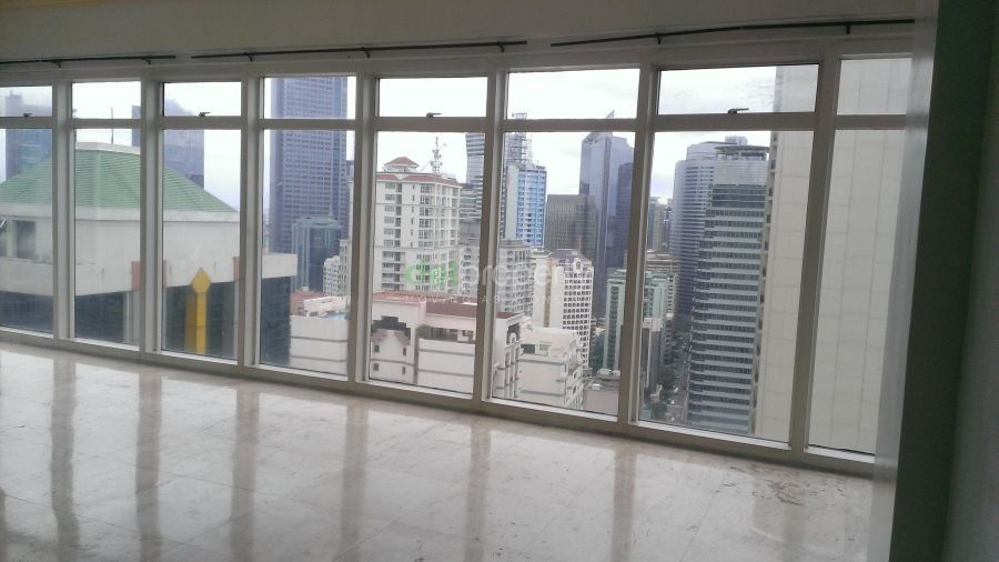 "Condominium For Rent in The Salcedo Park Twin Towers, Makati City."04