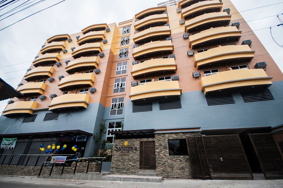 "Fully Furnished 2 BR Superior with Balconies,Cable is Ready Near IT Park"03