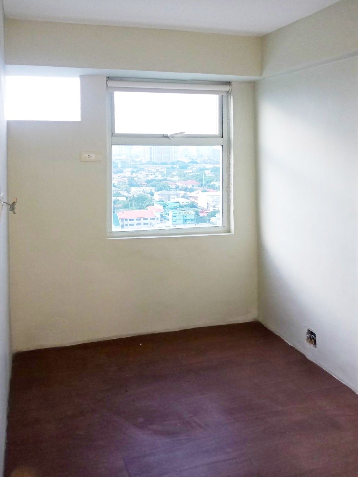 2BR BI LEVEL BARE UNIT 42 SQM03