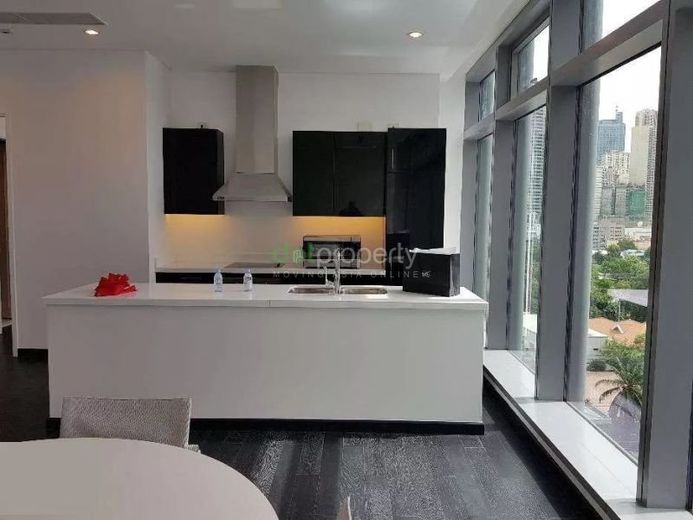 Trump Tower 1-Bedroom Condo for Rent.01