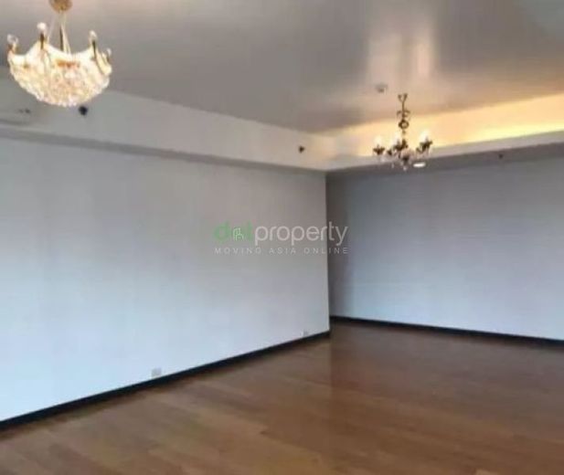 One Serendra 2-Bedroom Condo for Rent.01