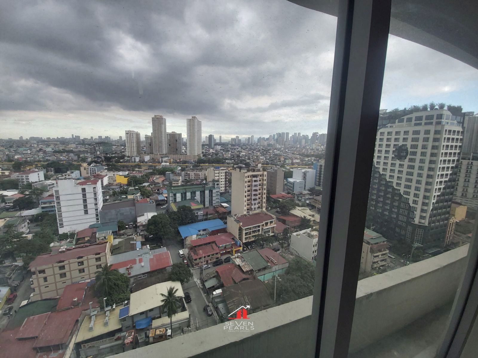 Office/Clinic Space Centuria Medical Makati l For Lease08