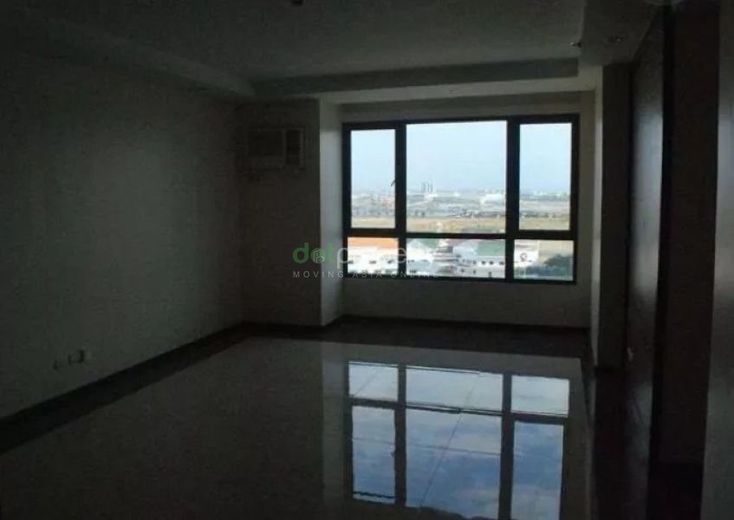Oceanaire Residences 3-Bedroom Condo for Rent.01