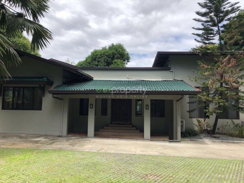 Mckinley Road - Bungalow House for Rent with Swimming Pool.03