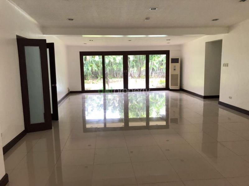 Mckinley Road - Bungalow House for Rent.03