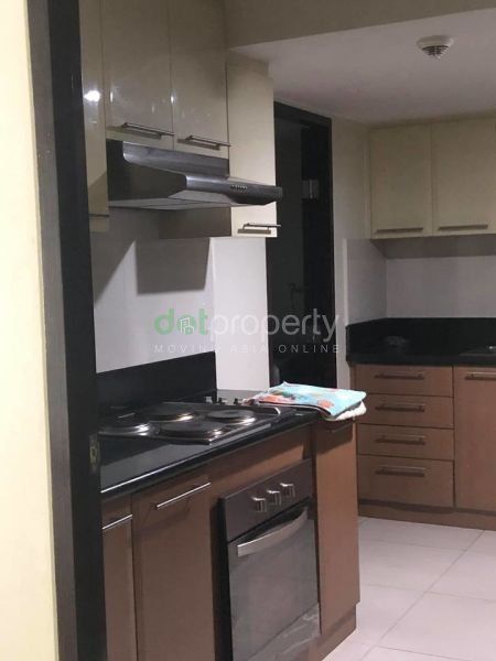 One Central 5-Bedroom Condo for Rent with 1 Parking.04