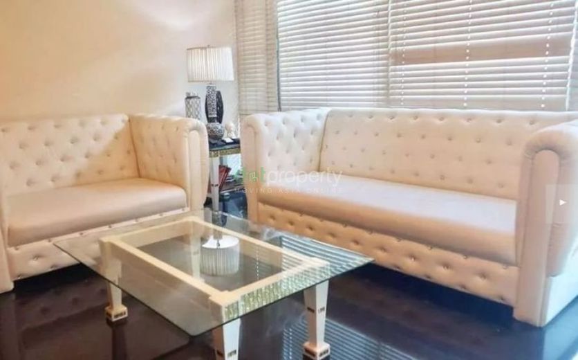 One Serendra 2-Bedroom Condo for Rent.01