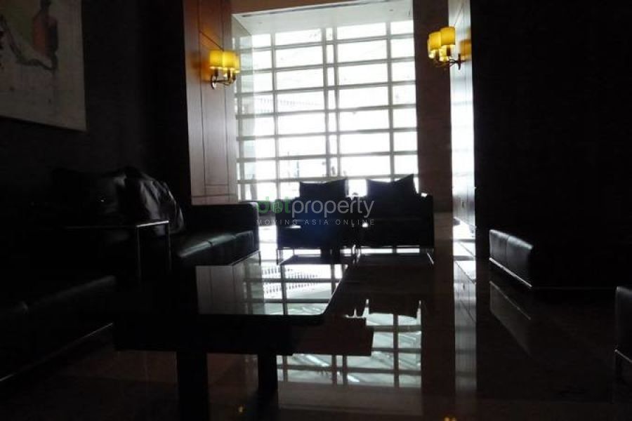 "3 Bedroom For Rent in One Roxas Triangle, Makati."04