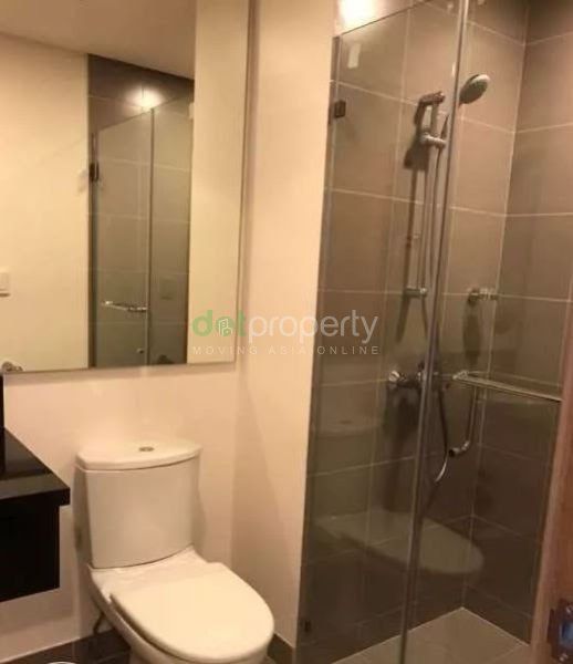 "Condominium For Rent in Park Terraces, Makati City."04