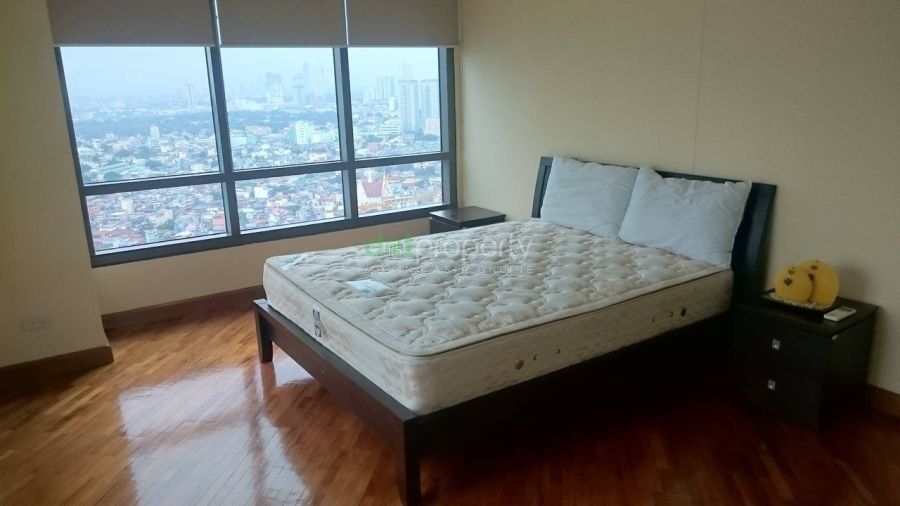 "Condominium For Rent in Joya Loft and Towers, Makati City."04