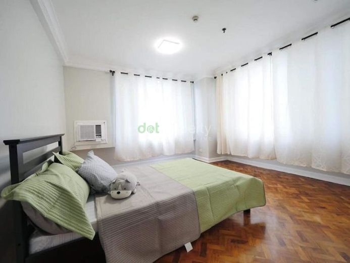 2 Bedroom Condo for Rent in Three Salcedo Place.01