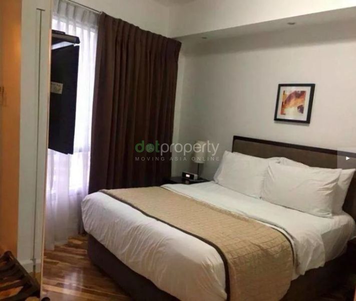 Joya Loft and Towers 2-Bedroom Condo for Rent.03