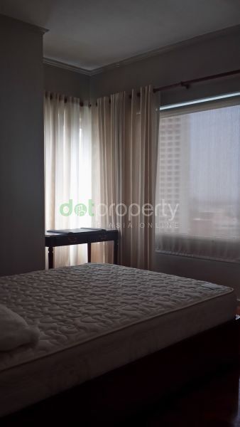 One Legazpi Park 2-Bedroom Condo for Rent.04