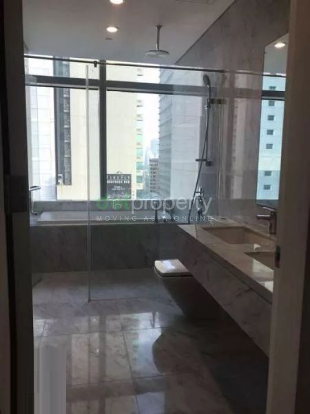 "Condominium For Rent in Trump Tower, Makati City."04