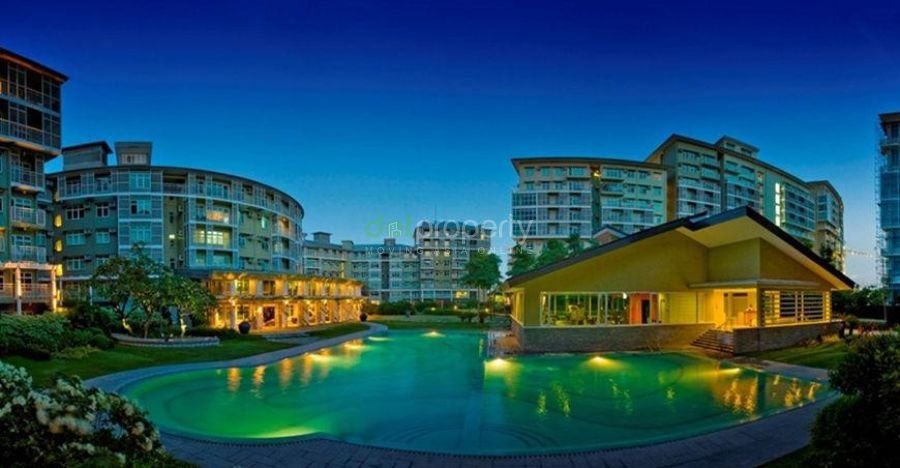 "3 bedroom For Rent in Two Serendra, Taguig City."01