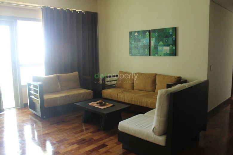 "Condominium For Rent in Residences at Greenbelt, Makati City."01