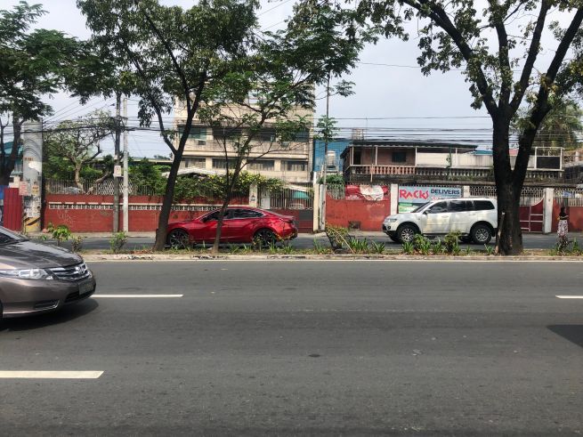 Commercial lot along Congressional Quezon City04