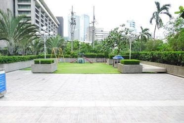 Makati Tuscany 2-Bedroom Condo for Sale.02