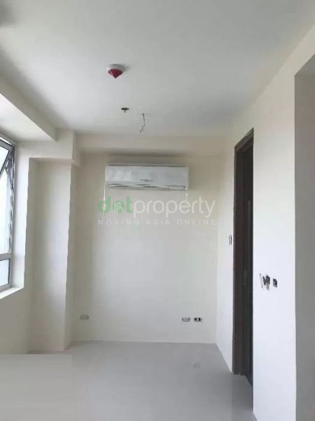 81 Xavier Residences 2-Bedroom Condo for Rent.04