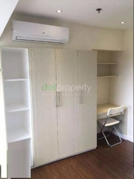 "Condominium For Rent in Fort Victoria , Makati City."03