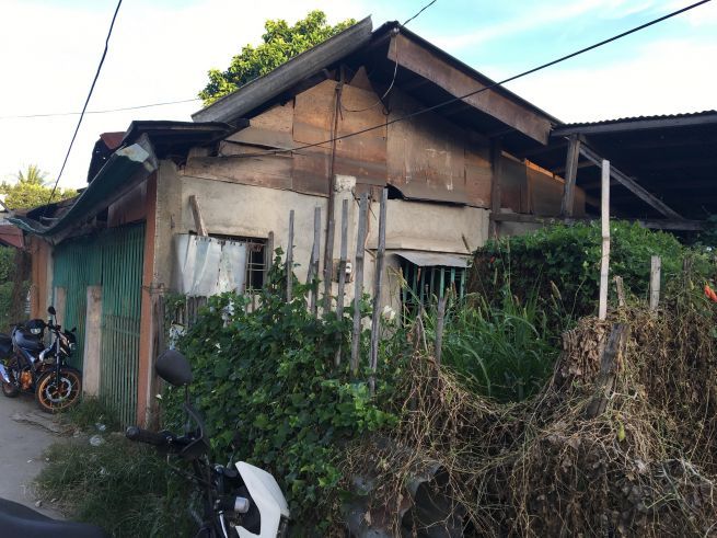 "Lot with Building for rent near airport at Bolocboloc, Sibulan"03