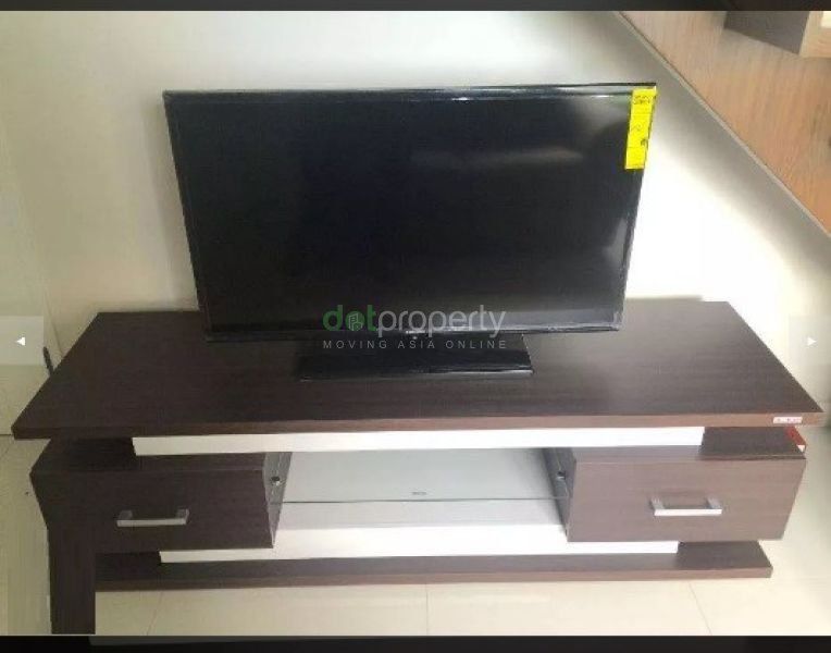 "Condominium For Rent in Fort Victoria, Taguig City."04