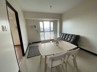 Axis Residences 2-Bedroom Condo for Rent.02