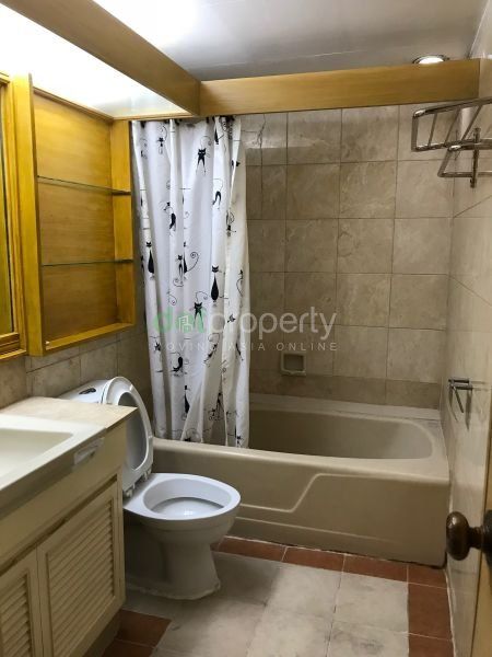 Tropical Palm 1-Bedroom Condo for Rent.04