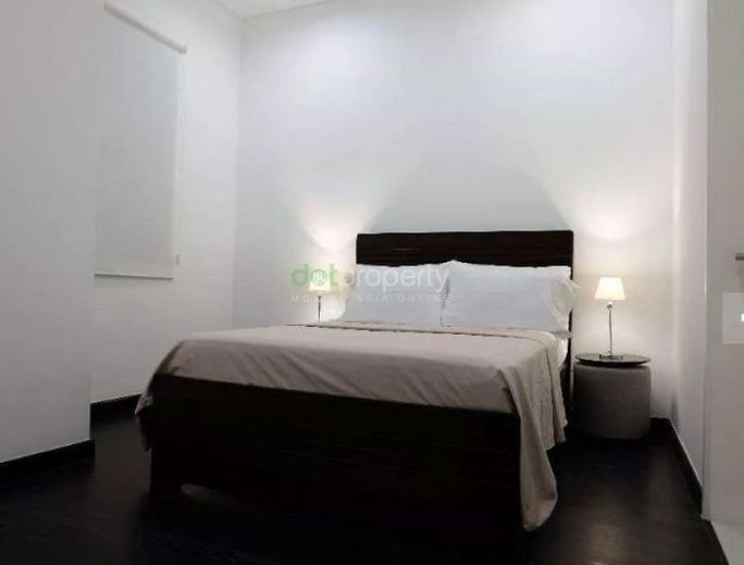 Trump Tower 1-Bedroom Condo for Rent.01